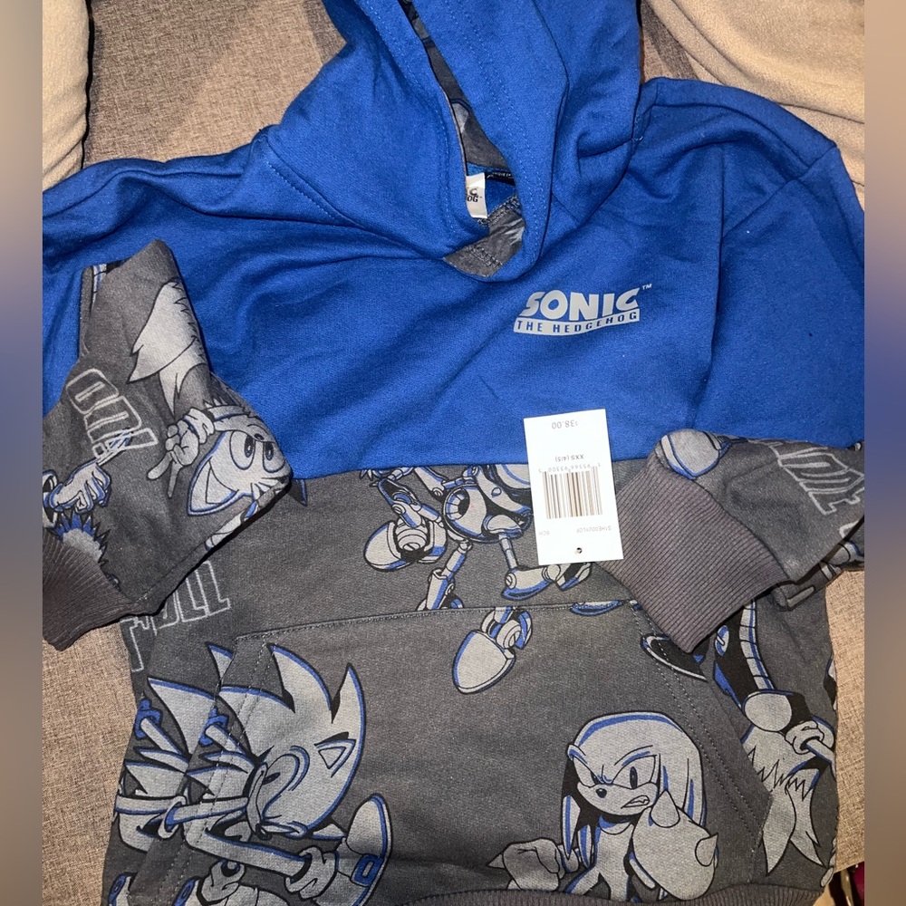Sonic sweater